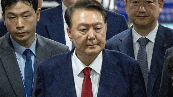 融亿操盘 拘留期只剩3日 尹锡悦拒不到案 韩检方酝酿直接起诉